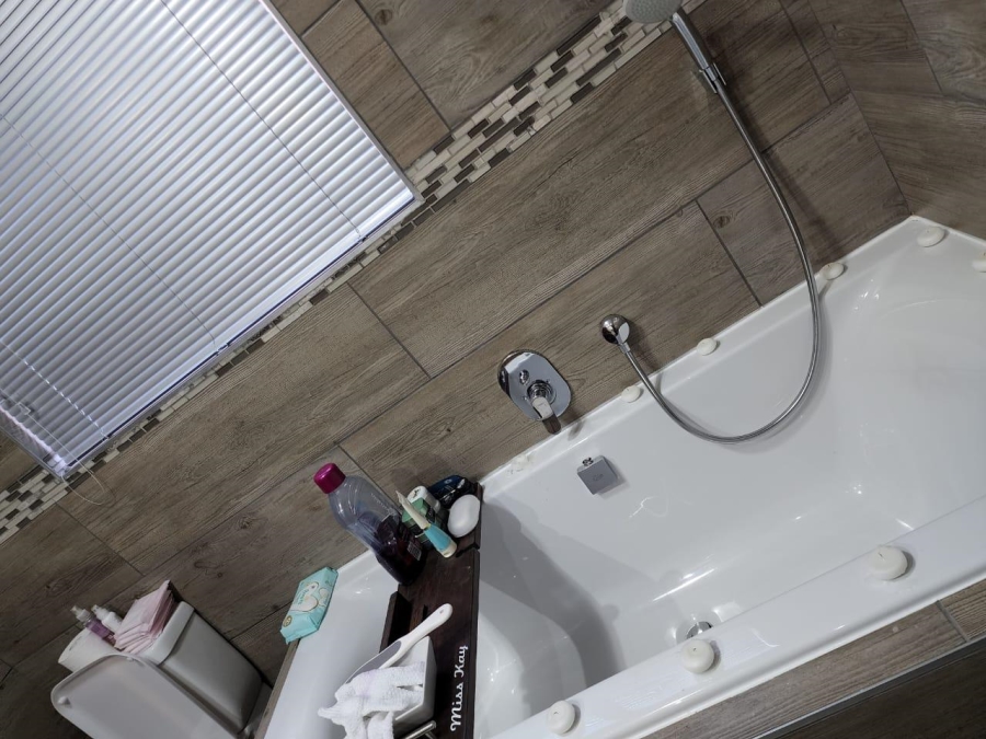 3 Bedroom Property for Sale in Groenvlei Free State